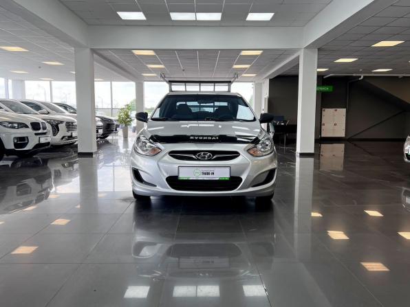 Hyundai Solaris I с пробегом 2013 года, цена 925 000 рублей, 116291 км, седан, Автокод Объявления