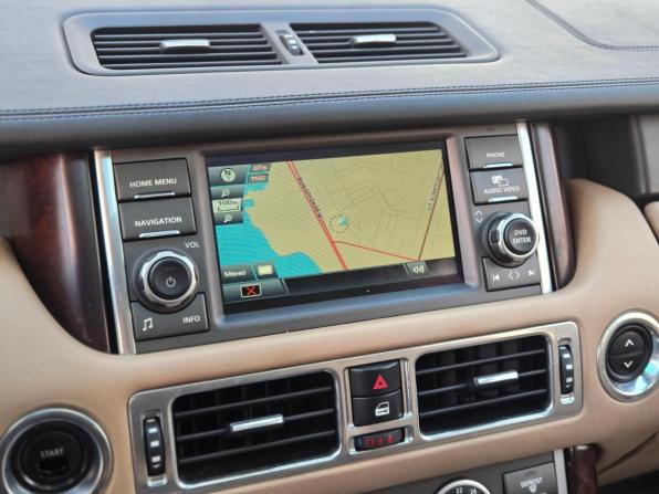 Land Rover Range Rover III Рестайлинг 2 с пробегом 2010 года, цена 1 349 000 рублей, 285000 км, внедорожник, Автокод Объявления