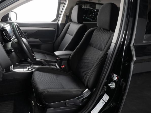 Mitsubishi Outlander III Рестайлинг 2 с пробегом 2018 года, цена 2 329 000 рублей, 91797 км, внедорожник, Автокод Объявления