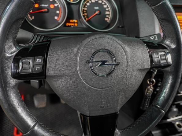 Opel Astra H Рестайлинг с пробегом 2010 года, цена 699 000 рублей, 244416 км, хэтчбек, Автокод Объявления