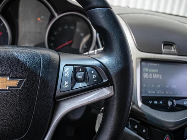 Chevrolet Cruze I Рестайлинг с пробегом 2014 года, цена 680 000 рублей, 171471 км, хэтчбек, Автокод Объявления