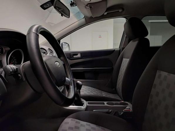 Ford Focus II Рестайлинг с пробегом 2009 года, цена 469 000 рублей, 267511 км, седан, Автокод Объявления