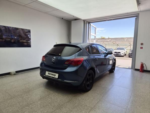 Opel Astra J Рестайлинг с пробегом 2012 года, цена 580 000 рублей, 268000 км, хэтчбек, Автокод Объявления