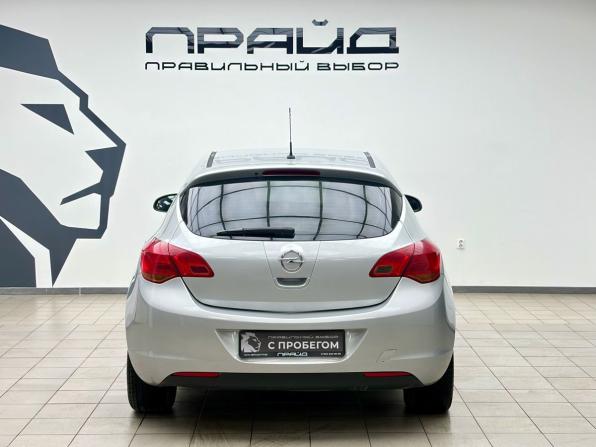 Opel Astra J с пробегом 2010 года, цена 715 000 рублей, 330790 км, хэтчбек, Автокод Объявления