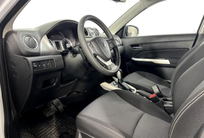 Suzuki Vitara II с пробегом 2018 года, цена 2 050 000 рублей, 59091 км, внедорожник, Автокод Объявления