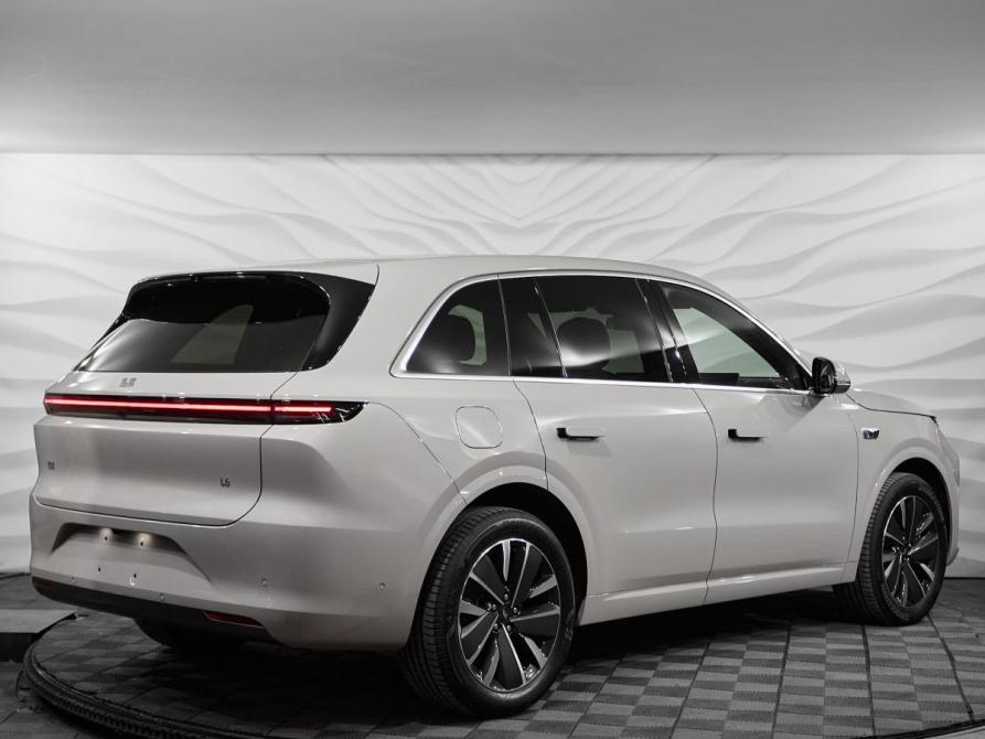 Li Auto (Lixiang) L6 Москва  - изображение 5
