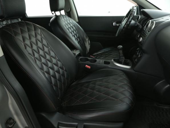 Nissan Qashqai I Рестайлинг с пробегом 2010 года, цена 689 000 рублей, 299300 км, внедорожник, Автокод Объявления