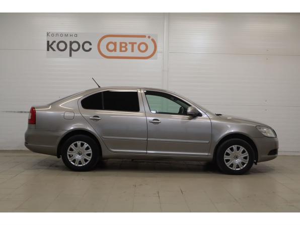 Skoda Octavia II (A5) Рестайлинг с пробегом 2013 года, цена 679 000 рублей, 217000 км, лифтбек, Автокод Объявления