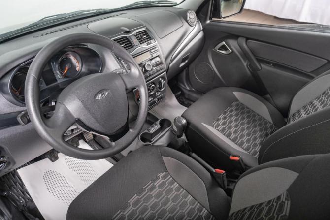 Lada (ВАЗ) Granta I с пробегом 2024 года, цена 989 000 рублей, 7600 км, лифтбек, Автокод Объявления