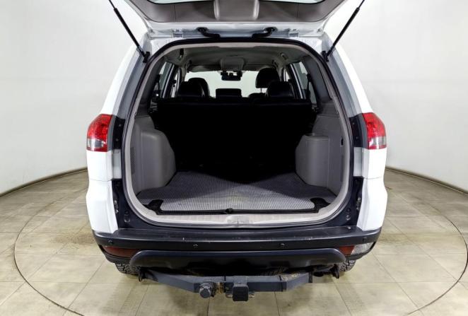 Mitsubishi Pajero Sport II Рестайлинг с пробегом 2014 года, цена 1 870 000 рублей, 229587 км, внедорожник, Автокод Объявления