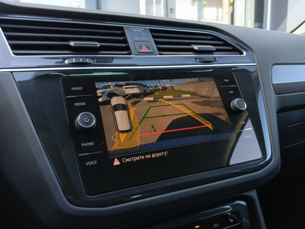 Volkswagen Tiguan II Рестайлинг с пробегом 2021 года, цена 3 049 000 рублей, 79002 км, внедорожник, Автокод Объявления