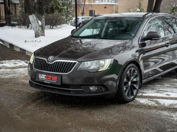 Skoda Superb II Рестайлинг с пробегом 2013 года, цена 1 400 000 рублей, 201915 км, лифтбек, Автокод Объявления