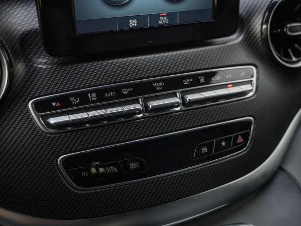 Mercedes-Benz V-Класс III (W447) Рестайлинг с пробегом 2021 года, цена 5 336 100 рублей, 139987 км, минивэн, Автокод Объявления