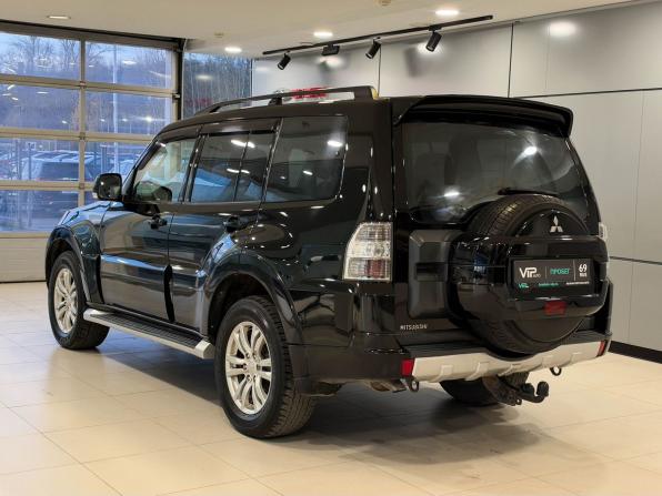 Mitsubishi Pajero IV с пробегом 2011 года, цена 2 150 000 рублей, 217222 км, внедорожник, Автокод Объявления