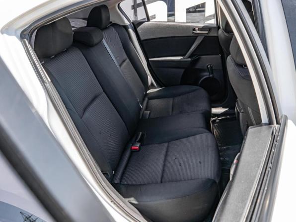 Mazda 3 II (BL) Рестайлинг с пробегом 2012 года, цена 919 000 рублей, 183786 км, седан, Автокод Объявления