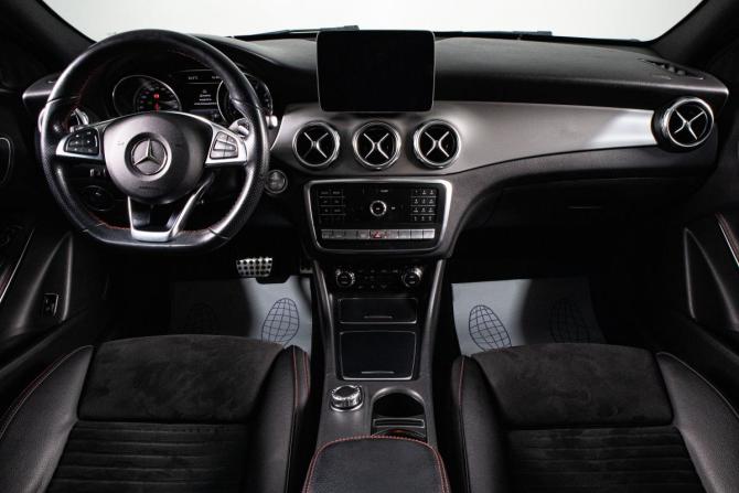 Mercedes-Benz GLA I (X156) Рестайлинг с пробегом 2018 года, цена 2 899 000 рублей, 97000 км, внедорожник, Автокод Объявления