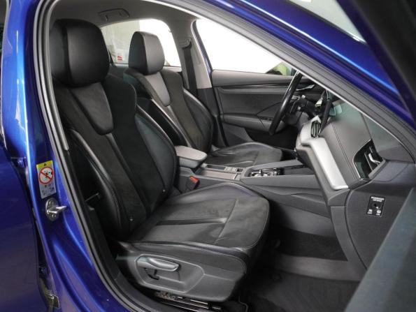 Skoda Octavia IV (A8) с пробегом 2020 года, цена 2 339 000 рублей, 118687 км, лифтбек, Автокод Объявления