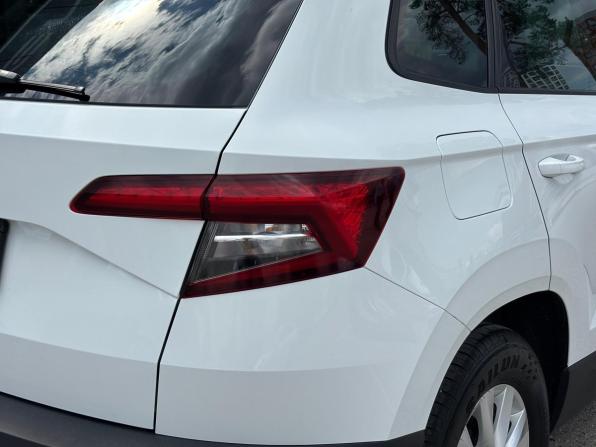Skoda Karoq I с пробегом 2020 года, цена 2 090 000 рублей, 136181 км, внедорожник, Автокод Объявления