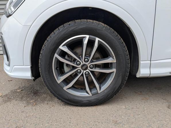Audi Q3 II (F3) с пробегом 2023 года, цена 3 990 000 рублей, 41209 км, внедорожник, Автокод Объявления