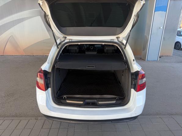 Renault Laguna III Рестайлинг с пробегом 2011 года, цена 880 000 рублей, 369000 км, универсал, Автокод Объявления