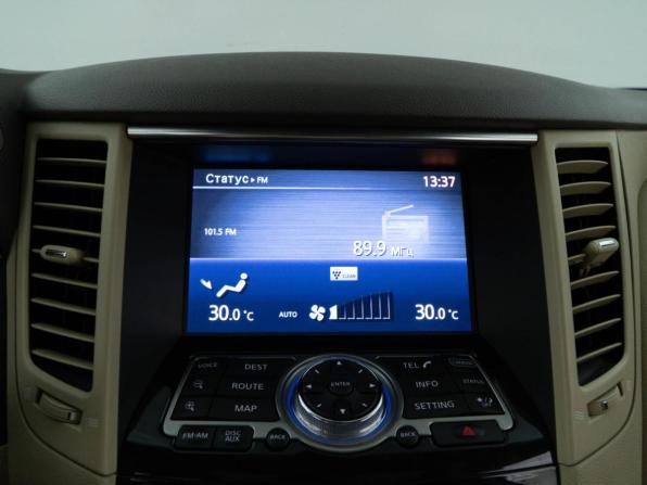Infiniti QX70 с пробегом 2015 года, цена 2 696 900 рублей, 111942 км, внедорожник, Автокод Объявления