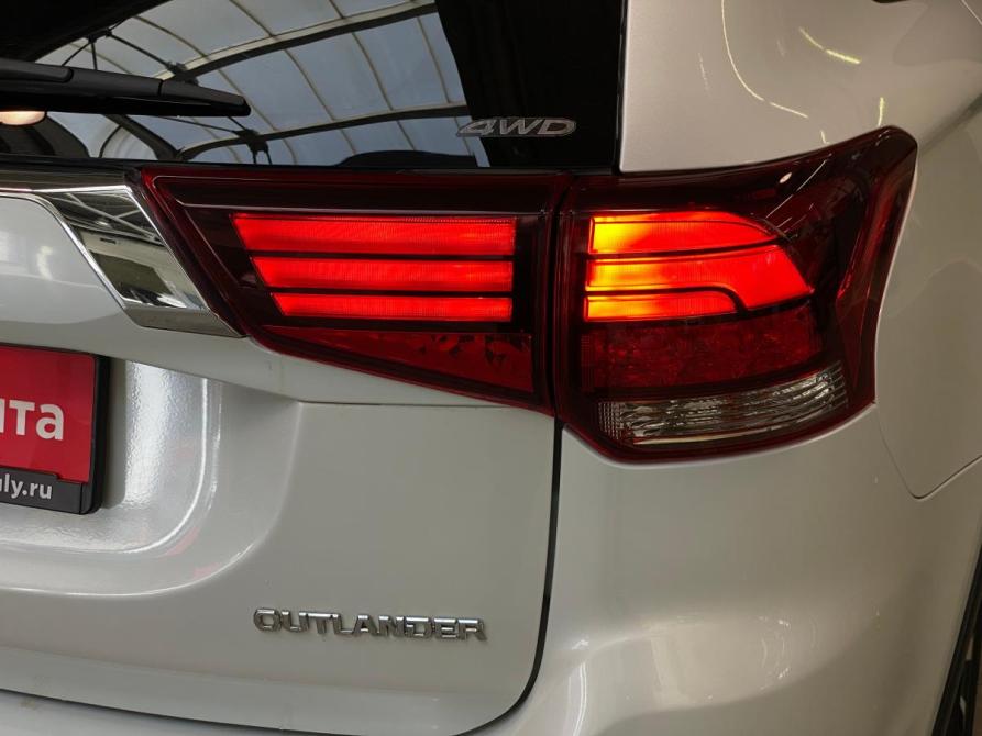 Mitsubishi Outlander III Рестайлинг 3 Челябинск  - изображение 8