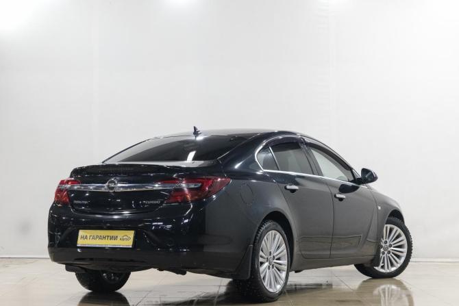 Opel Insignia I Рестайлинг с пробегом 2014 года, цена 979 000 рублей, 200300 км, седан, Автокод Объявления