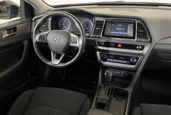 Hyundai Sonata VII (LF) Рестайлинг с пробегом 2019 года, цена 1 900 000 рублей, 89295 км, седан, Автокод Объявления