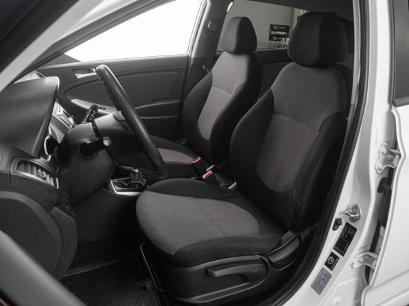 Hyundai Solaris I с пробегом 2014 года, цена 869 000 рублей, 105222 км, хэтчбек, Автокод Объявления