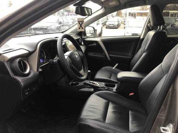 Toyota RAV4 IV (XA40) с пробегом 2014 года, цена 2 099 000 рублей, 143500 км, внедорожник, Автокод Объявления