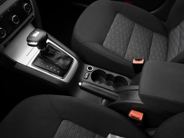 Skoda Octavia II (A5) Рестайлинг с пробегом 2011 года, цена 760 000 рублей, 269950 км, лифтбек, Автокод Объявления