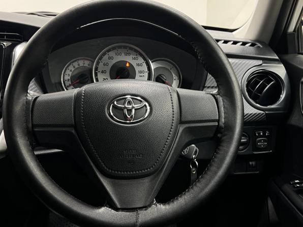 Toyota Corolla XI (E160 E170 E180) с пробегом 2013 года, цена 1 200 000 рублей, 113592 км, универсал, Автокод Объявления