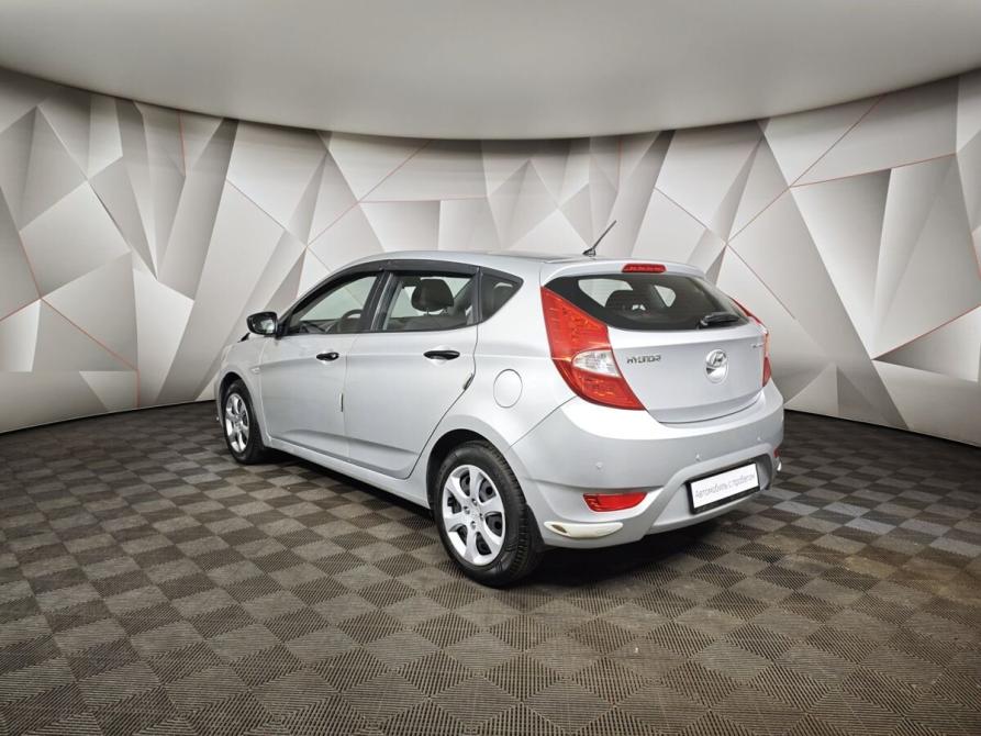 Hyundai Solaris I Москва  - изображение 4