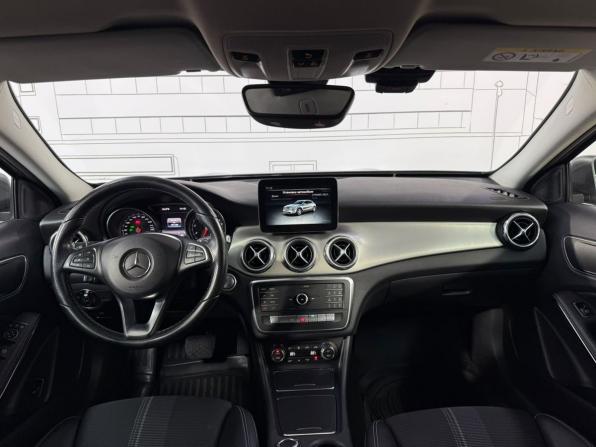 Mercedes-Benz GLA I (X156) Рестайлинг с пробегом 2017 года, цена 1 950 000 рублей, 121000 км, внедорожник, Автокод Объявления