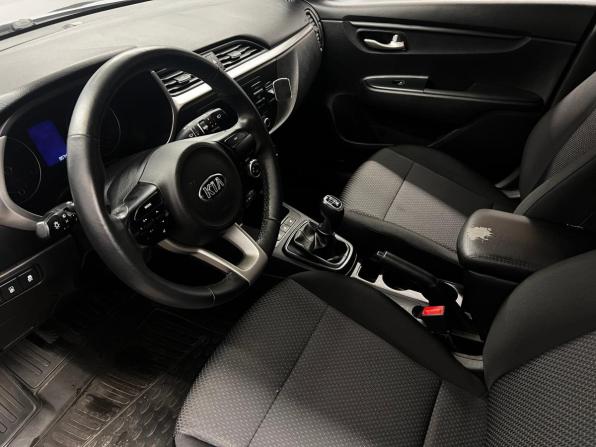Kia Rio IV Рестайлинг с пробегом 2020 года, цена 1 555 000 рублей, 85740 км, хэтчбек, Автокод Объявления