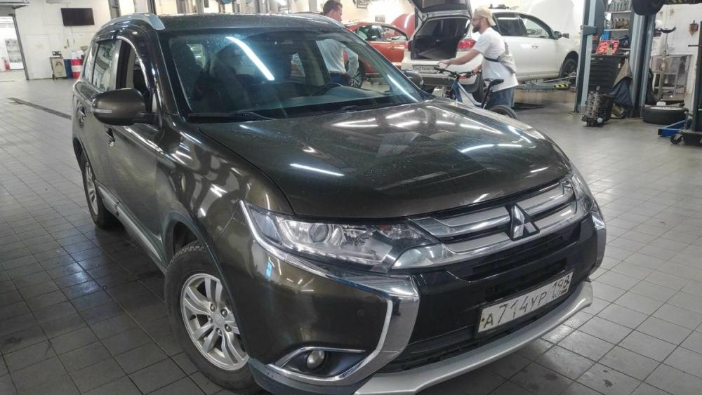 Mitsubishi Outlander III Рестайлинг 2 Санкт-Петербург  - изображение 1