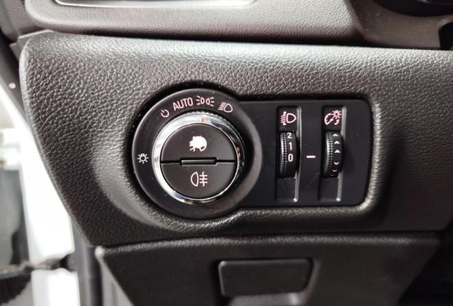 Opel Astra J Рестайлинг с пробегом 2014 года, цена 1 010 000 рублей, 136503 км, хэтчбек, Автокод Объявления
