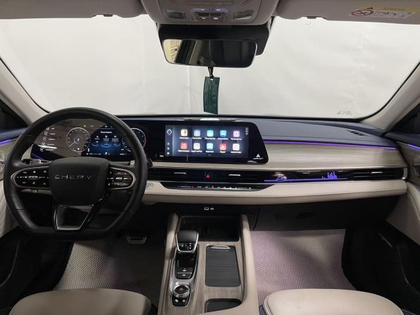 Chery Arrizo 8 с пробегом 2023 года, цена 2 279 000 рублей, 49781 км, седан, Автокод Объявления