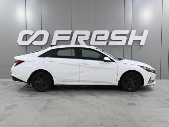 Hyundai Elantra VII (CN7) с пробегом 2021 года, цена 2 199 000 рублей, 68140 км, седан, Автокод Объявления