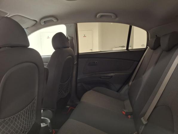 Kia Rio II с пробегом 2009 года, цена 399 000 рублей, 218014 км, хэтчбек, Автокод Объявления