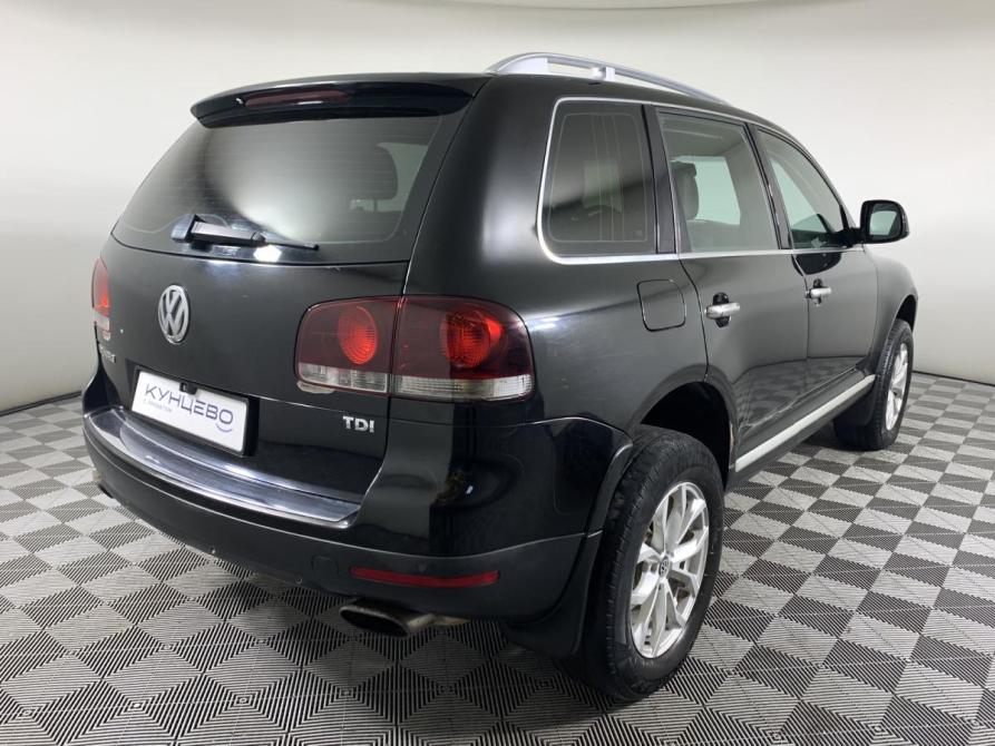 Volkswagen Touareg I Рестайлинг Москва  - изображение 5
