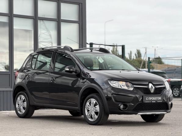 Renault Sandero II с пробегом 2017 года, цена 1 120 000 рублей, 69900 км, хэтчбек, Автокод Объявления