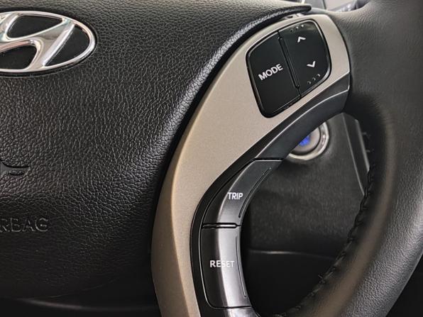 Hyundai Avante V с пробегом 2011 года, цена 925 000 рублей, 181199 км, седан, Автокод Объявления