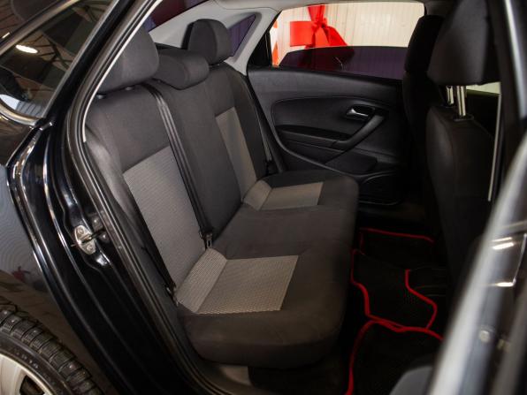 Volkswagen Polo V с пробегом 2013 года, цена 750 000 рублей, 140708 км, седан, Автокод Объявления