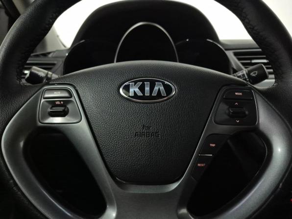 Kia Rio III Рестайлинг с пробегом 2017 года, цена 1 050 000 рублей, 166982 км, седан, Автокод Объявления