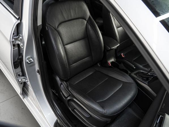 Hyundai Elantra VI (AD) Рестайлинг с пробегом 2019 года, цена 1 500 000 рублей, 113639 км, седан, Автокод Объявления