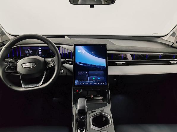 Geely Atlas II с пробегом 2024 года, цена 2 635 000 рублей, 28106 км, внедорожник, Автокод Объявления