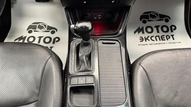 Kia Sorento II Рестайлинг с пробегом 2017 года, цена 1 870 000 рублей, 217496 км, внедорожник, Автокод Объявления