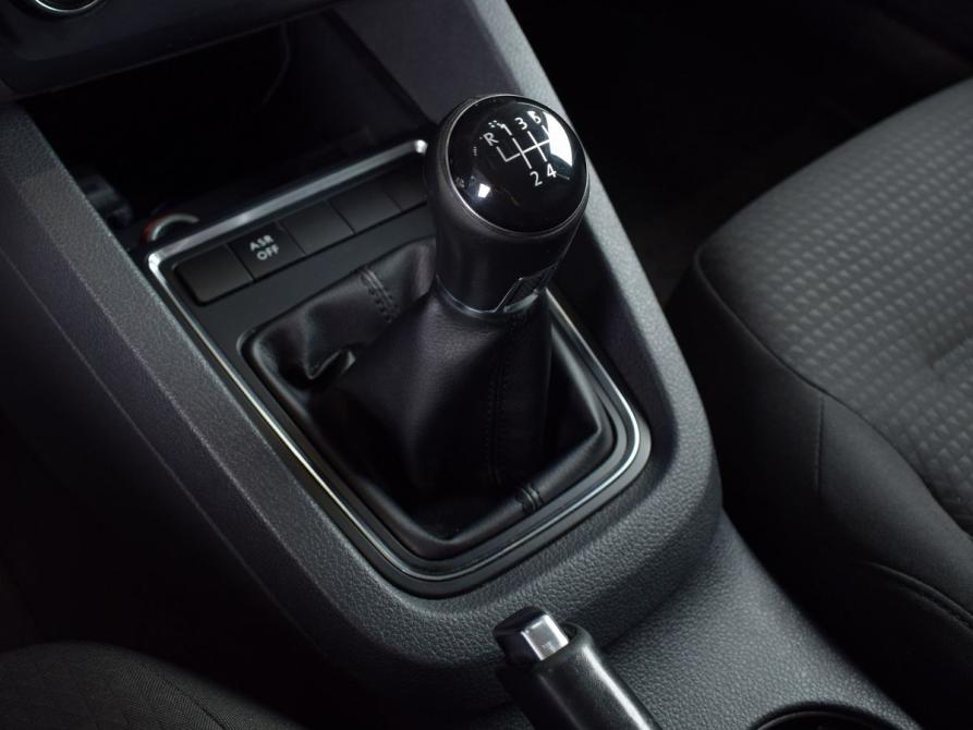 Volkswagen Jetta VI Рестайлинг Кемерово  - изображение 16