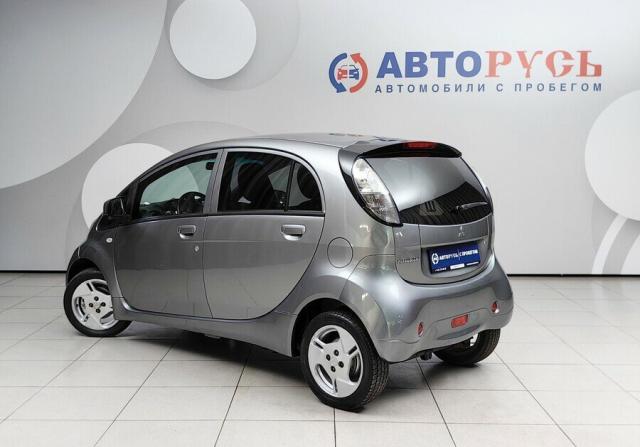 Mitsubishi i-MiEV с пробегом 2011 года, цена 790 000 рублей, 81345 км, хэтчбек, Автокод Объявления